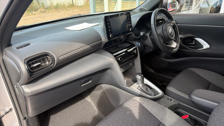 Toyota Yaris Cross 1.5 Hybrid Design 5dr CVT Hybrid Estate